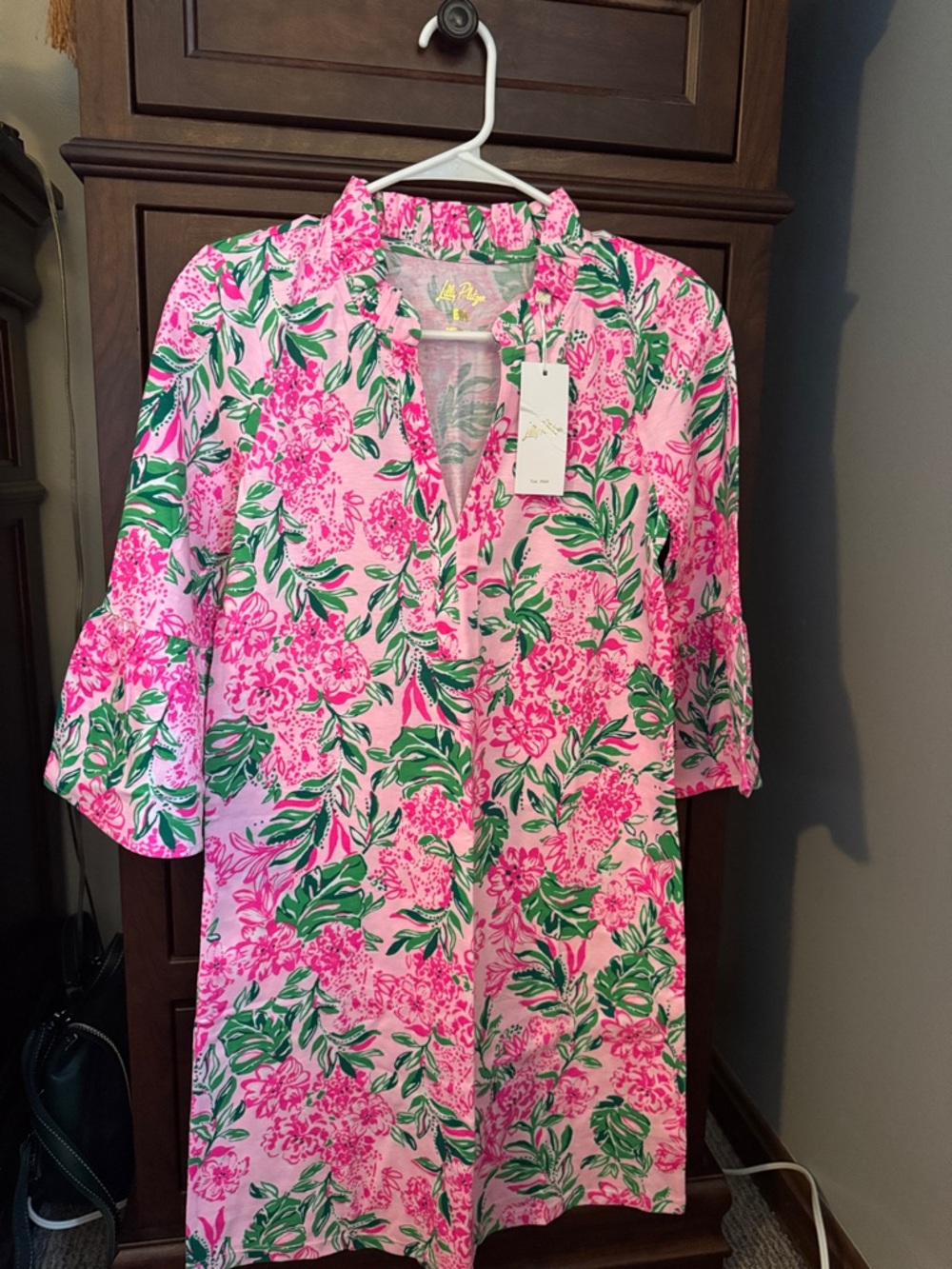 Lilly Pulitzer Pink Floral Shift Dress with Green Leaves